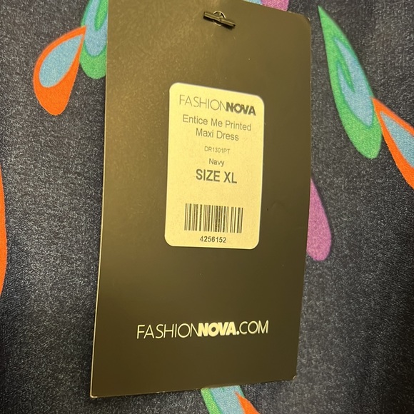 🆕 ENTICE ME MAXI DRESS Size XL - Picture 6 of 9